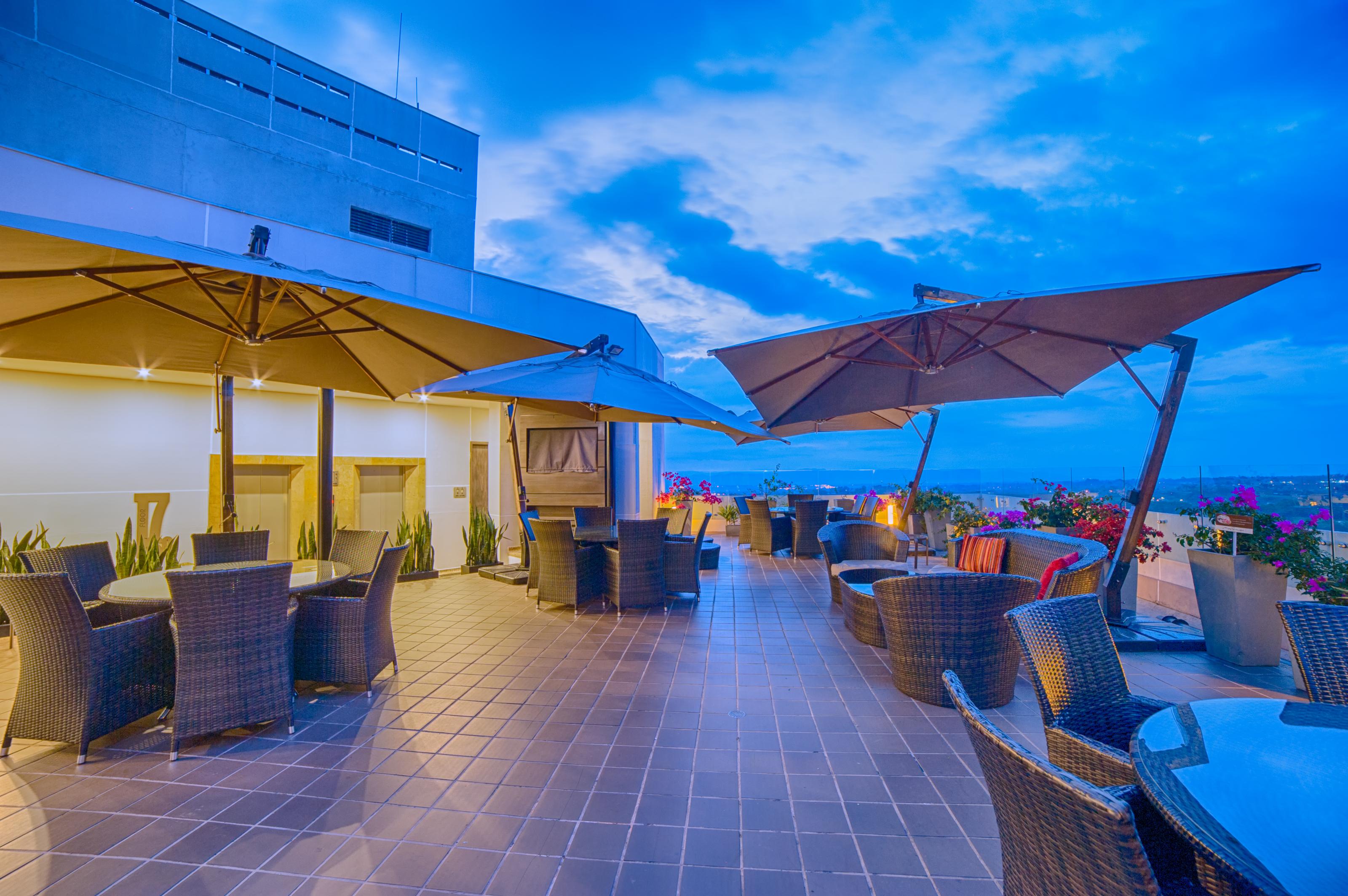 Hotel Mocawa Plaza Armenia Exterior foto