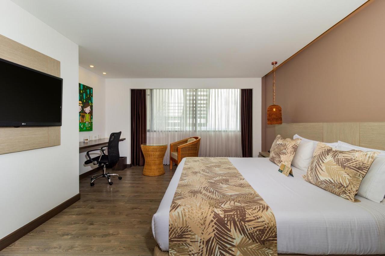 Hotel Mocawa Plaza Armenia Zimmer foto