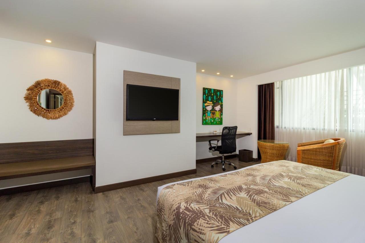 Hotel Mocawa Plaza Armenia Exterior foto