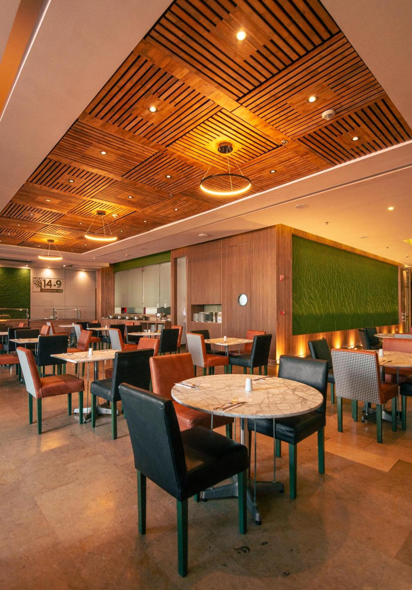 Hotel Mocawa Plaza Armenia Exterior foto