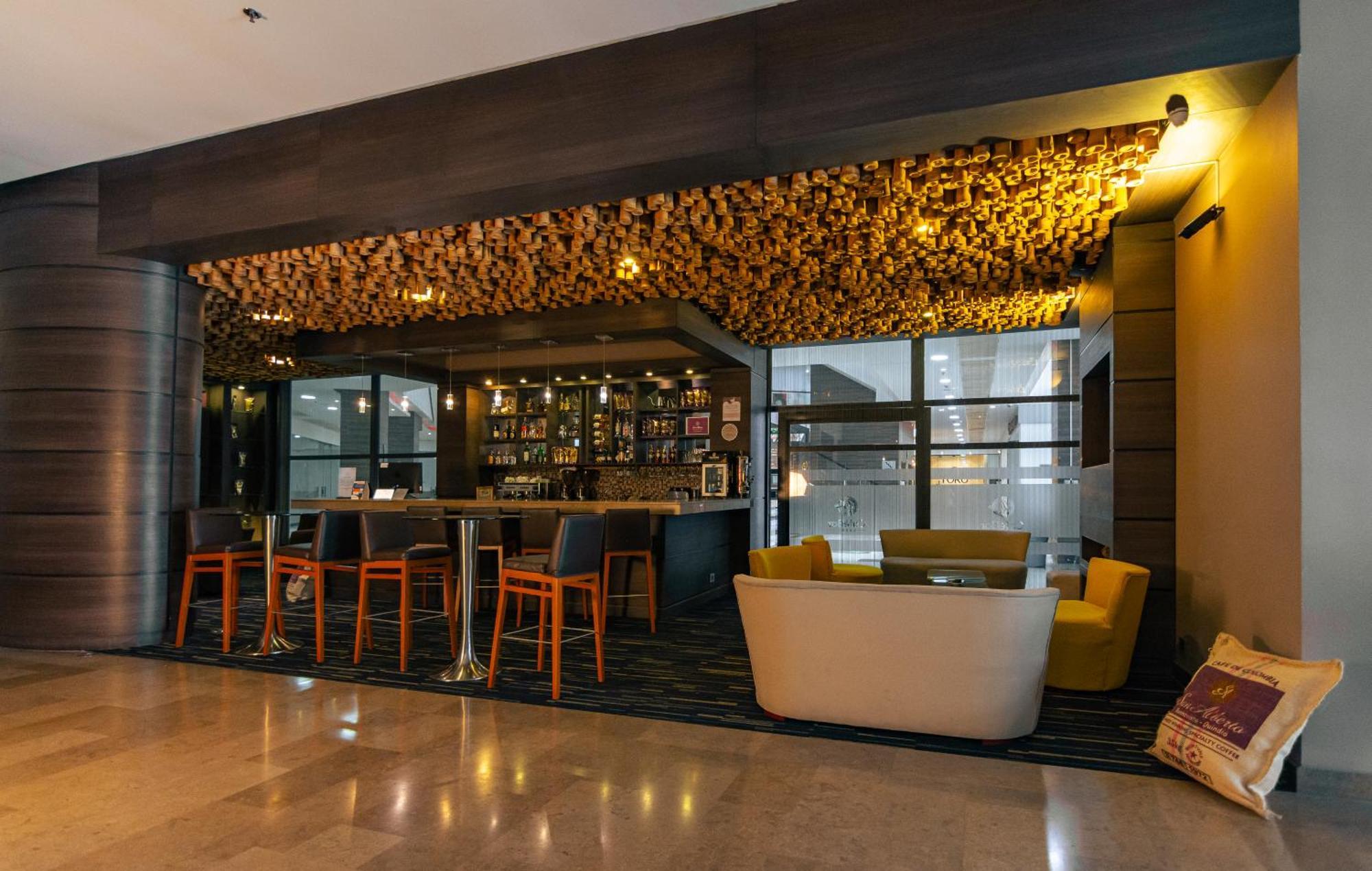 Hotel Mocawa Plaza Armenia Exterior foto